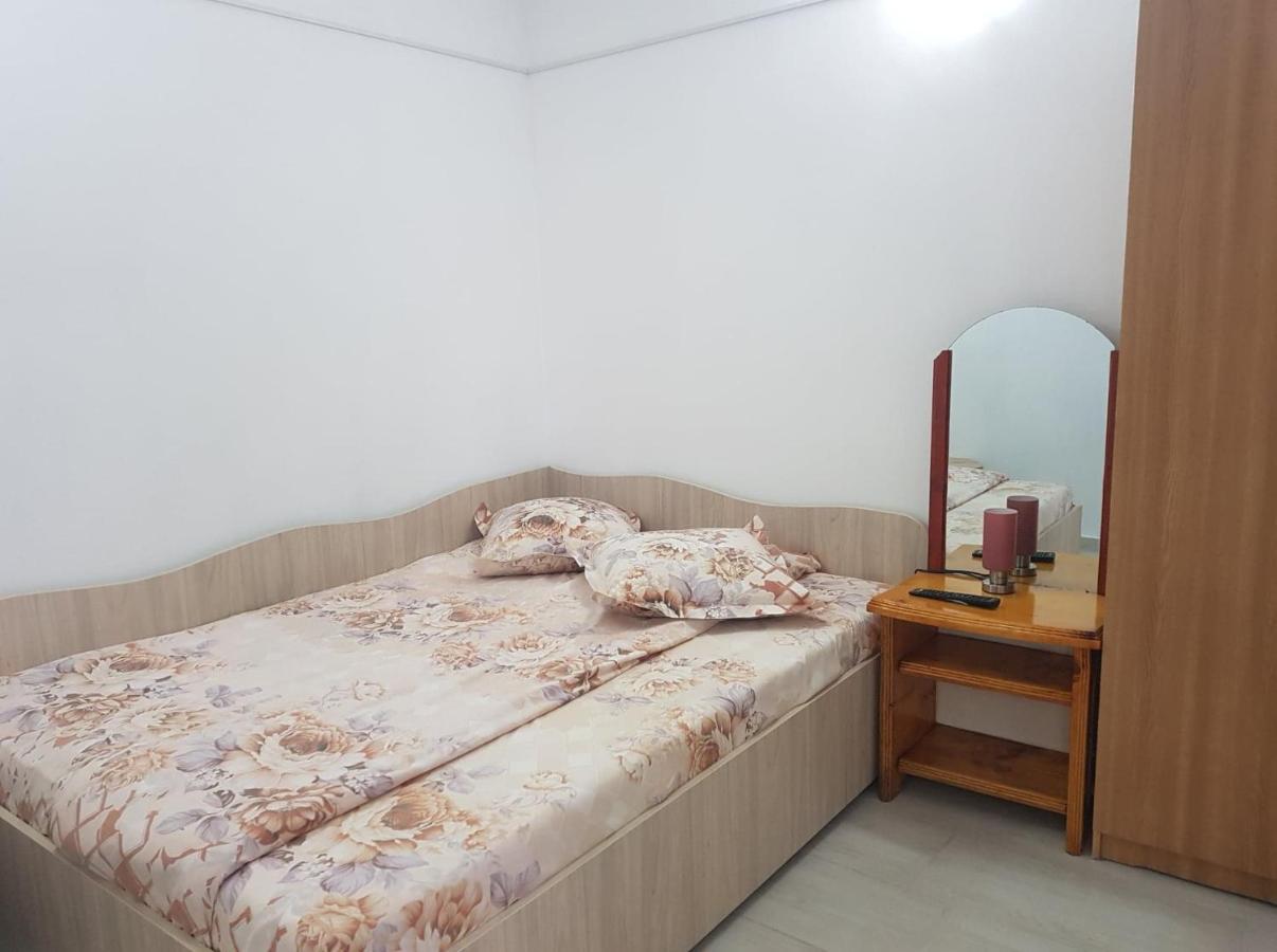 Casa Simona Otel Două Mai Dış mekan fotoğraf