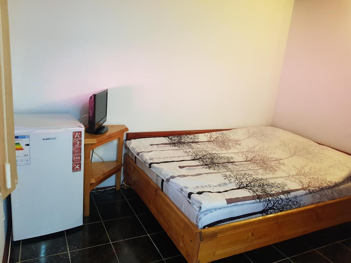 Casa Simona Otel Două Mai Dış mekan fotoğraf