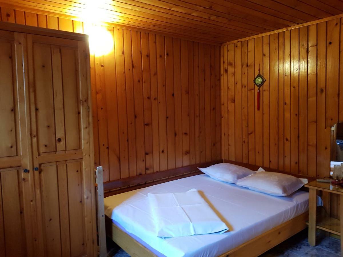 Casa Simona Otel Două Mai Dış mekan fotoğraf